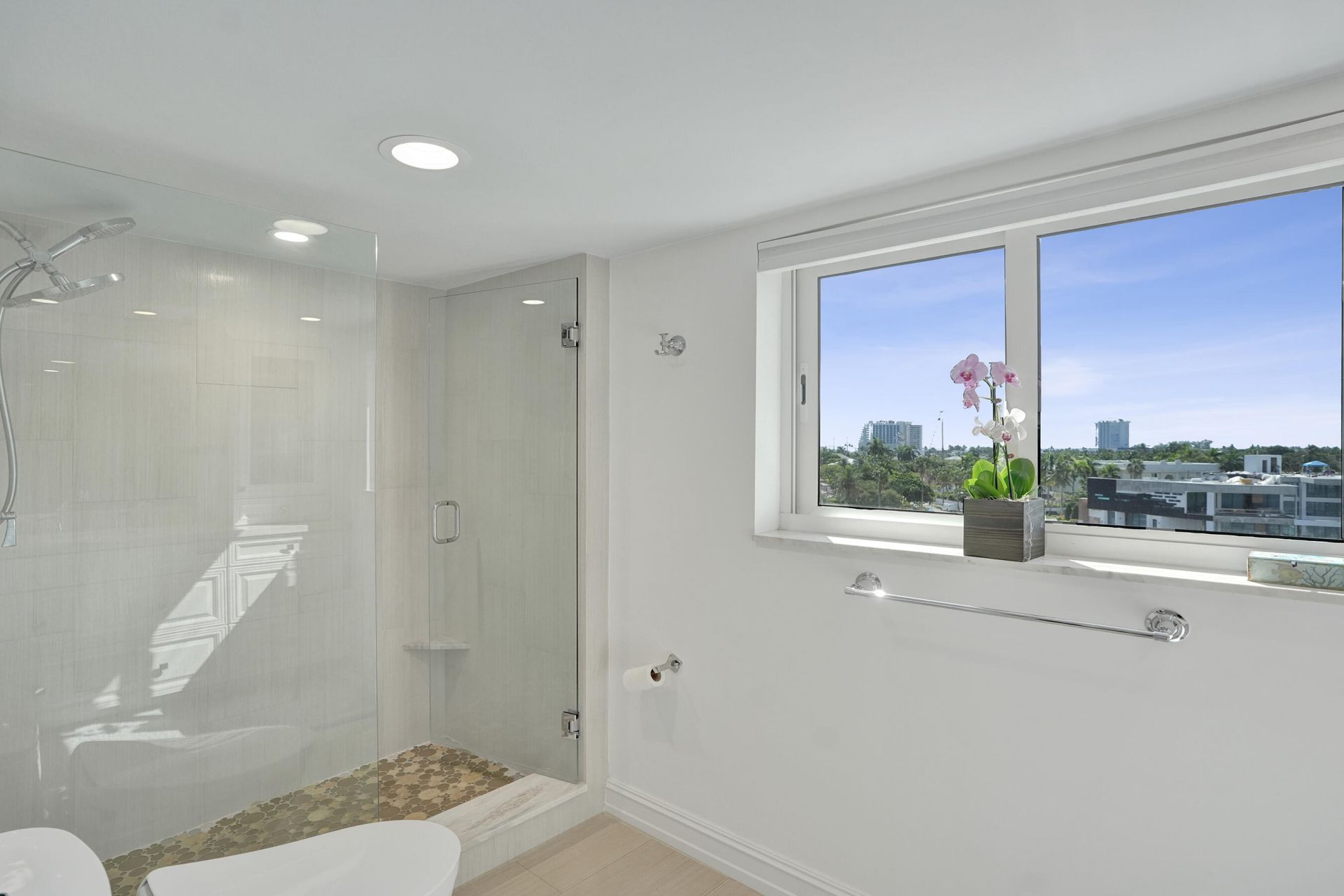 333 Sunset Drive, Unit 401, Fort Lauderdale, FL 33301 Photo