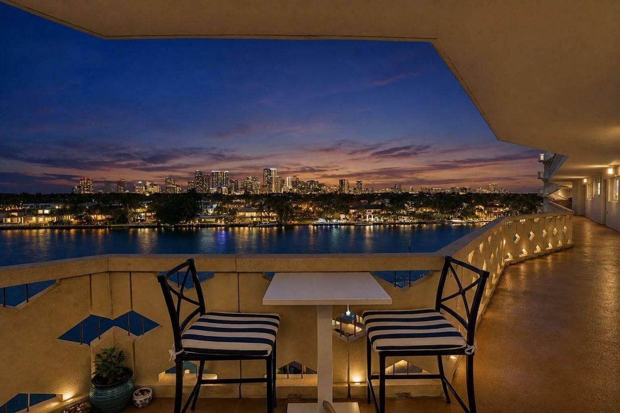333 Sunset Drive, Unit 401, Fort Lauderdale, FL 33301 Photo