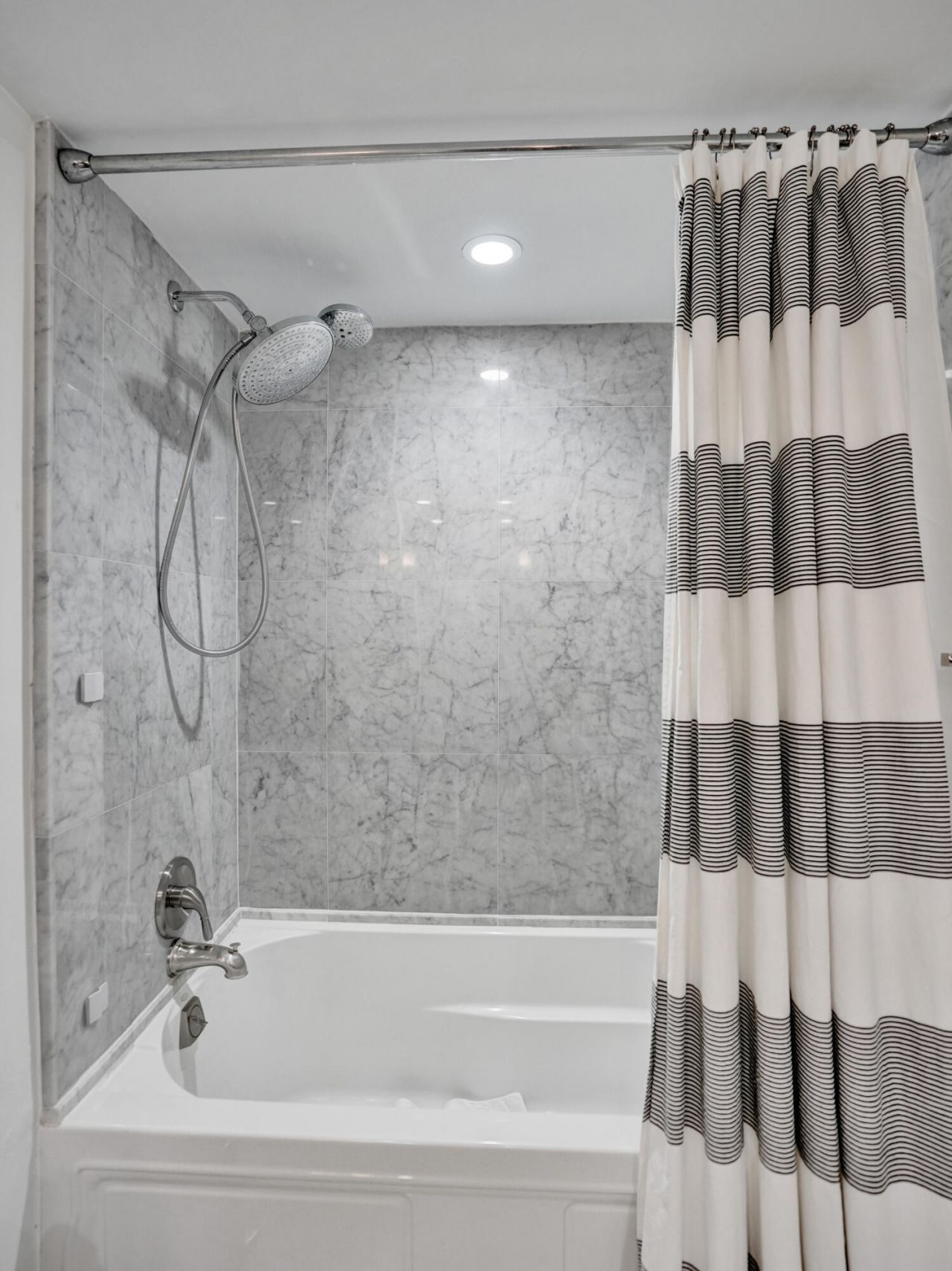 333 Sunset Drive, Unit 401, Fort Lauderdale, FL 33301 Photo