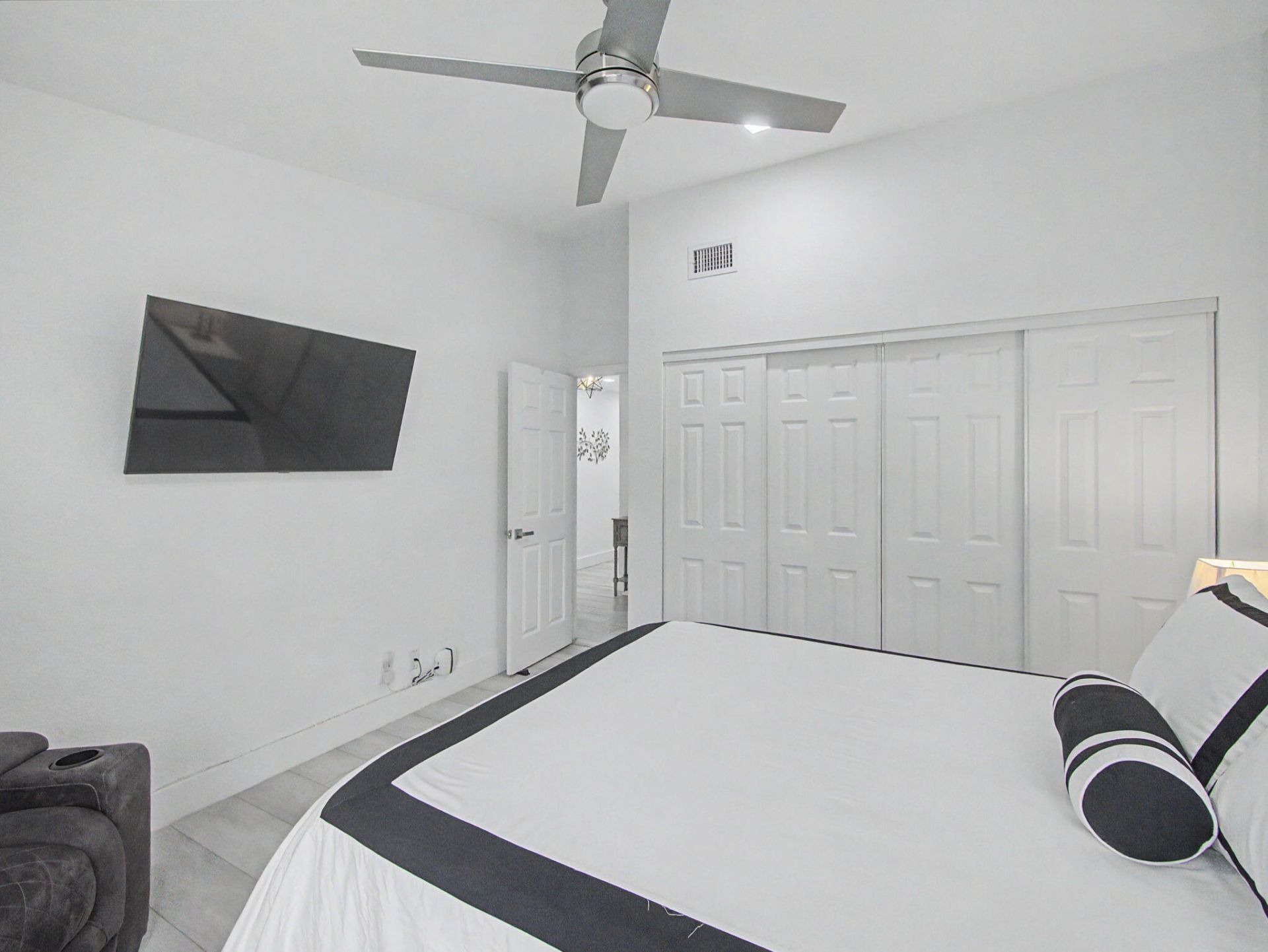 5154 Oakhill Lane, Unit 1022, Delray Beach, FL 33484 Photo