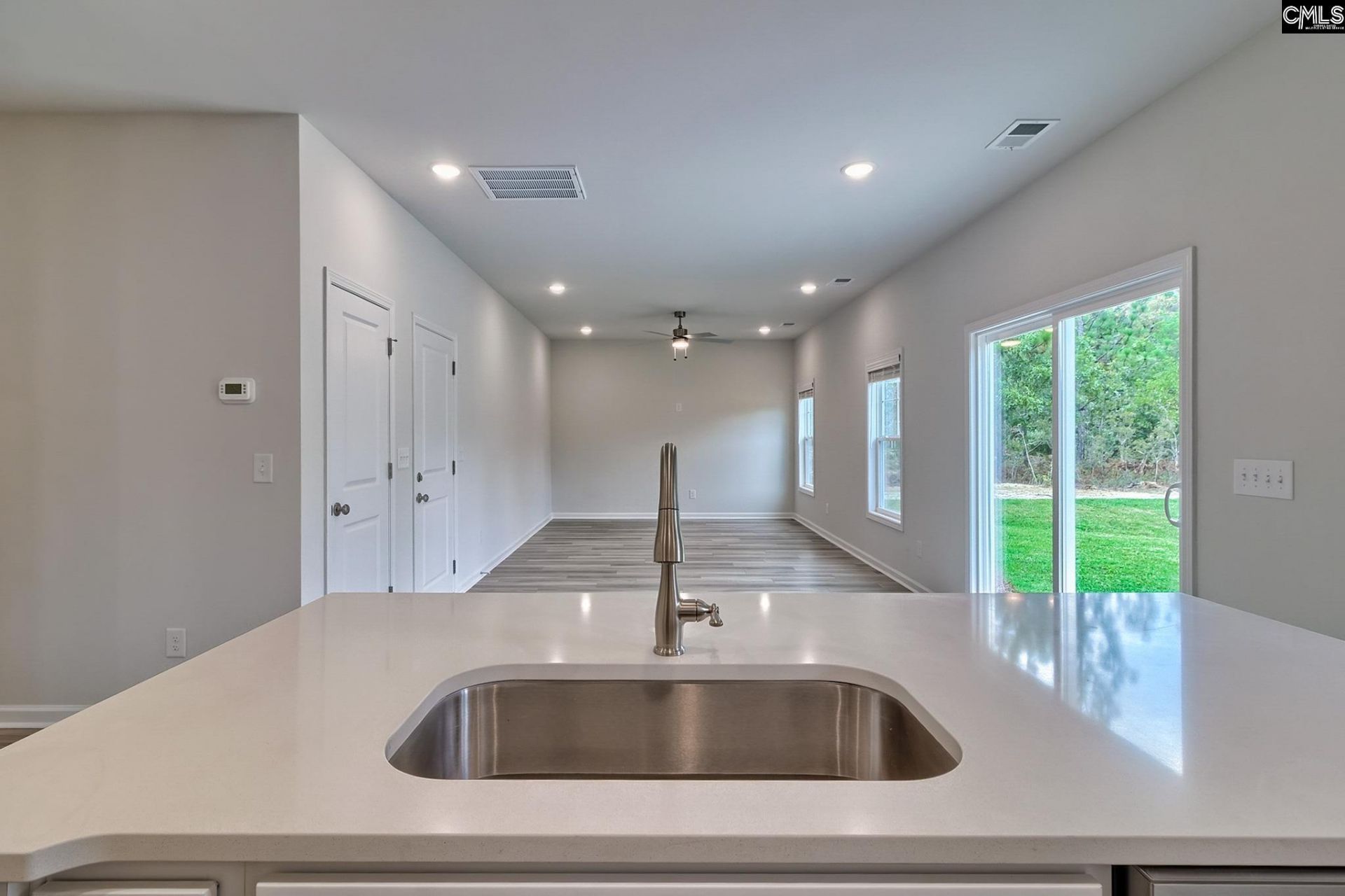 609 Silica Court Photo 6