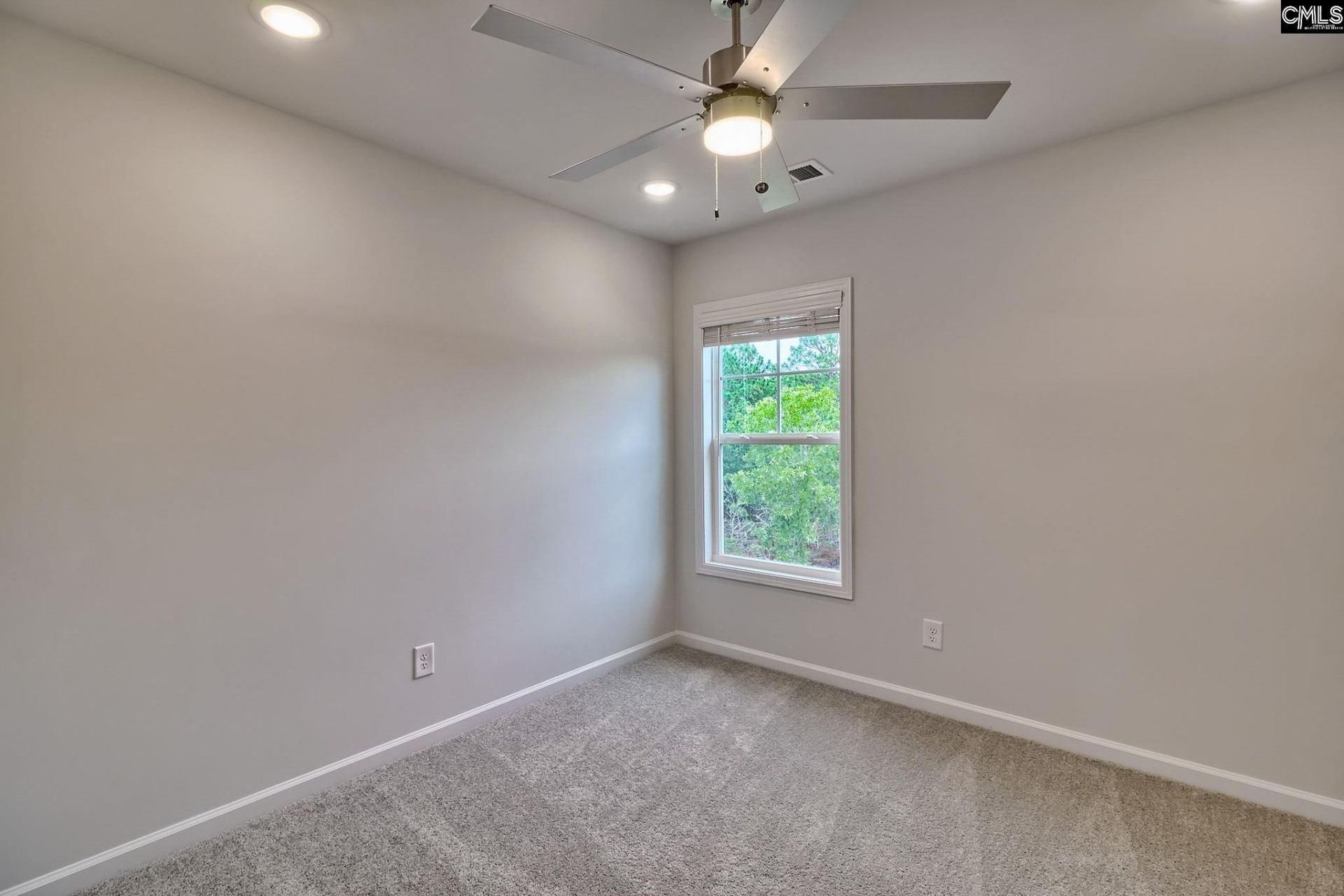 609 Silica Court Photo 16