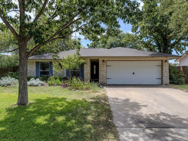 8509 Slant Oak DR, Austin, TX 78729