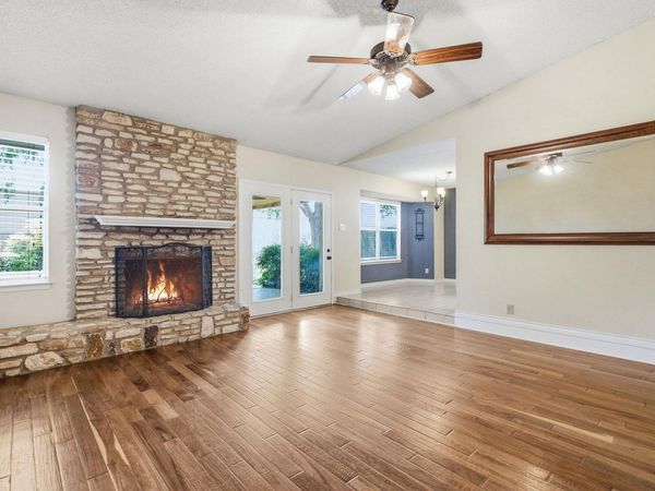 8509 Slant Oak DR, Austin, TX 78729