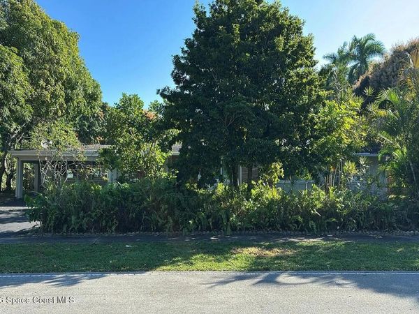 824 Holly Lane , Plantation, FL 33317