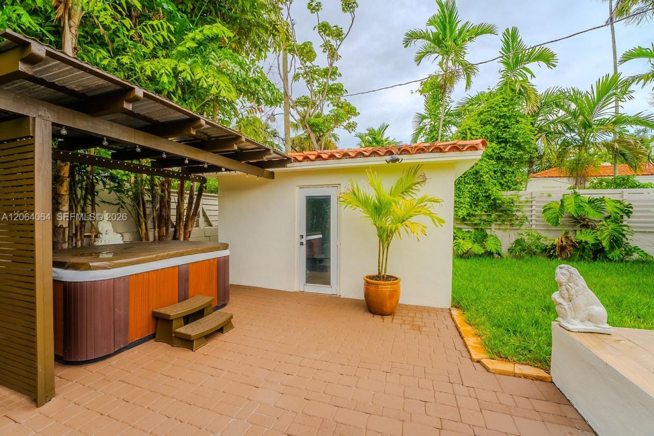 2483 SW 24th St, Miami, FL 33145 Photo