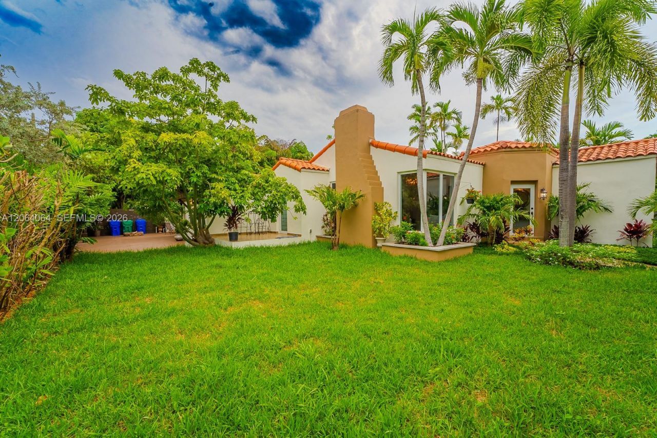 2483 SW 24th St, Miami, FL 33145 Photo