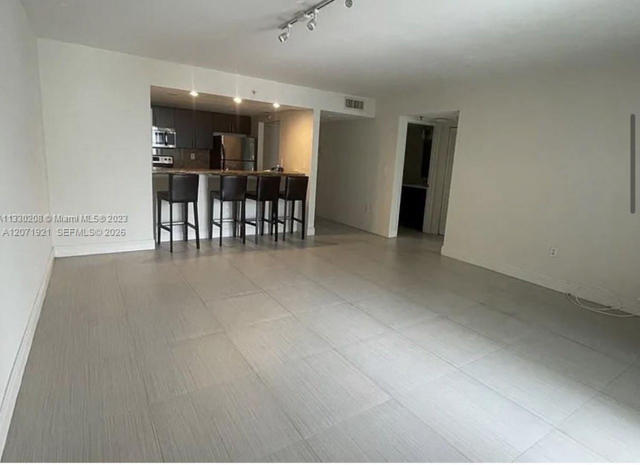 850 N Miami Ave , Unit W-2205, Miami, FL 33136 Photo