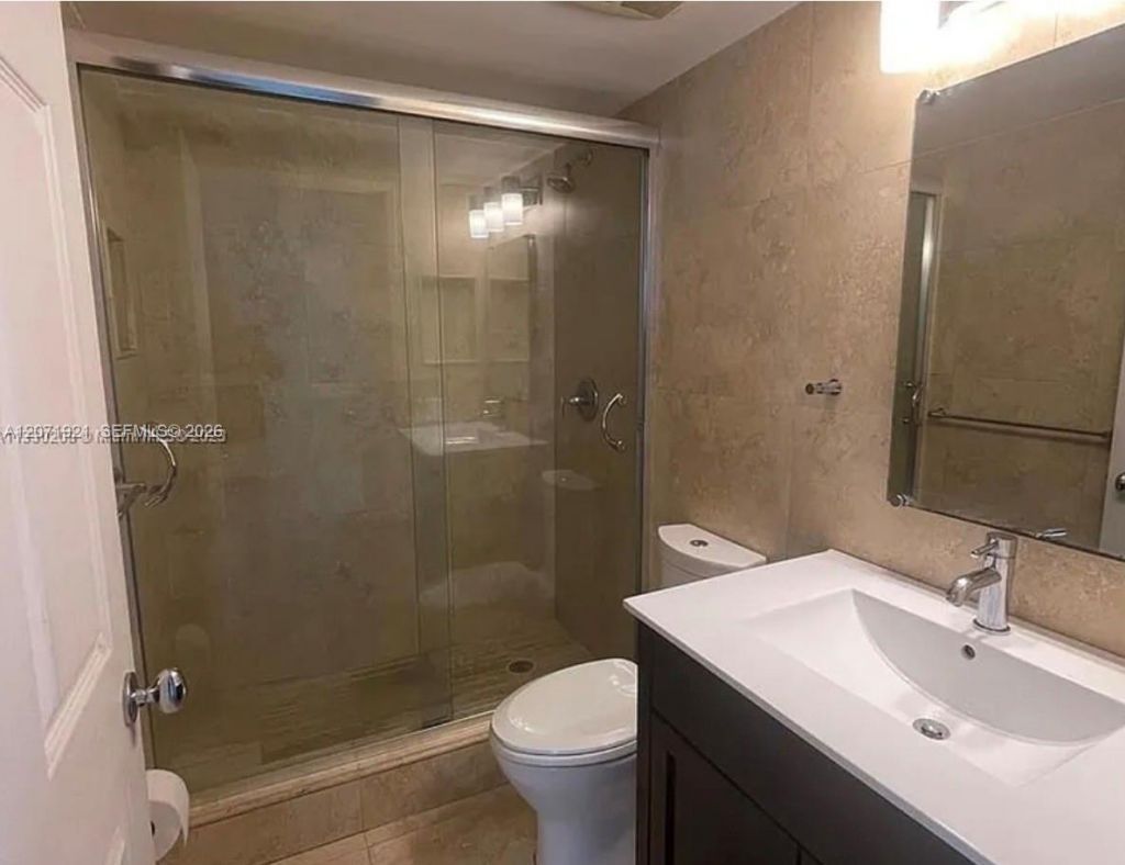 850 N Miami Ave , Unit W-2205, Miami, FL 33136 Photo