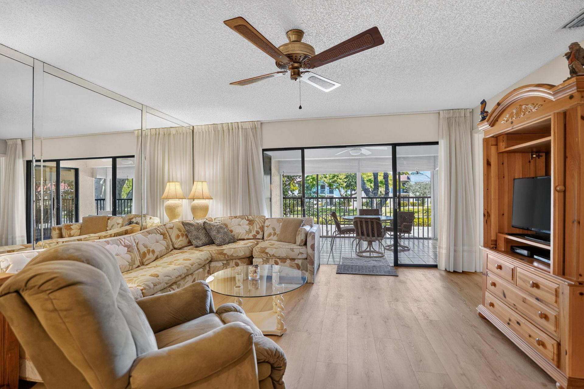 65 Pelican Pointe Drive, Unit 2030, Delray Beach, FL 33483 Photo