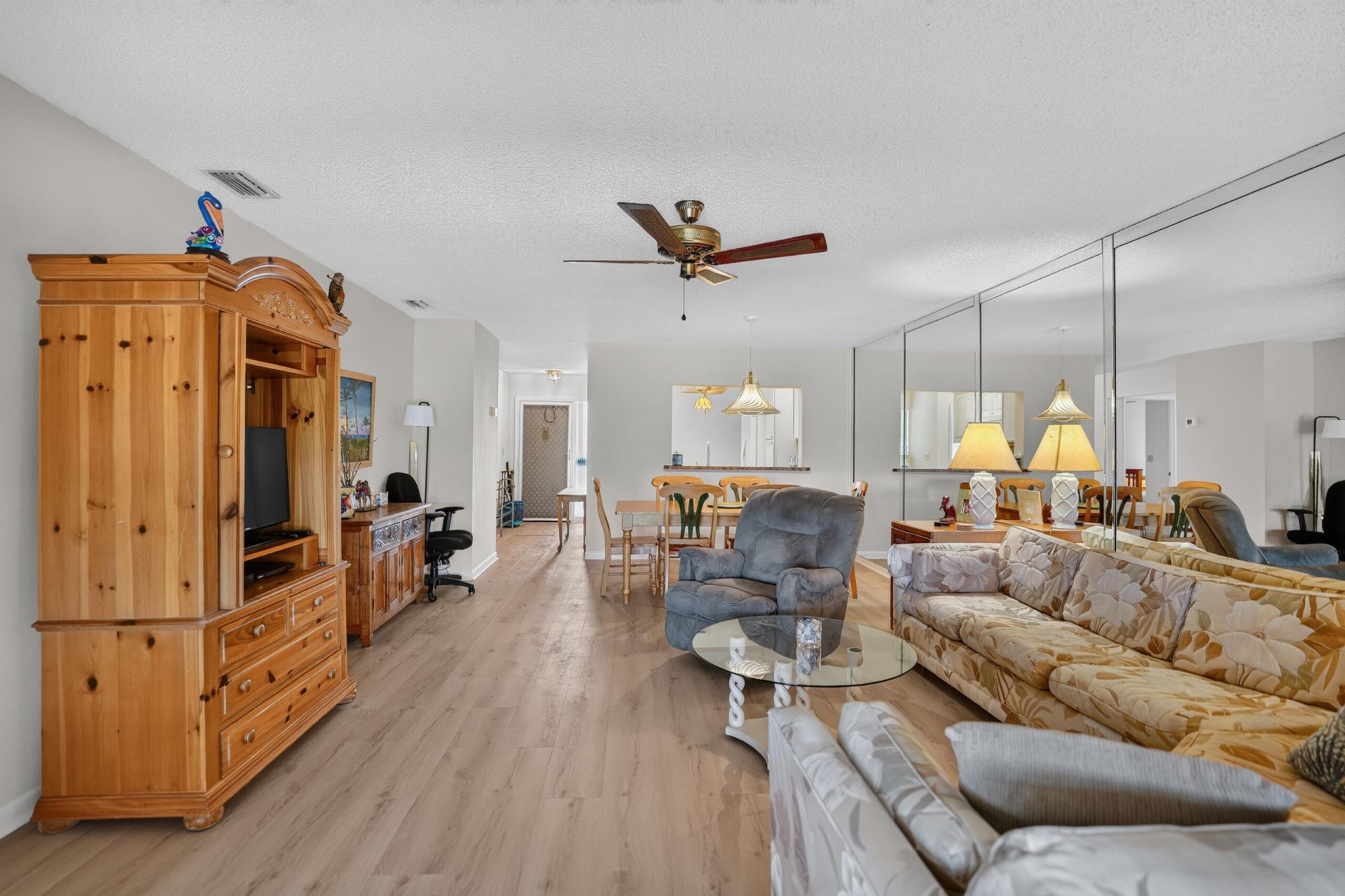65 Pelican Pointe Drive, Unit 2030, Delray Beach, FL 33483 Photo