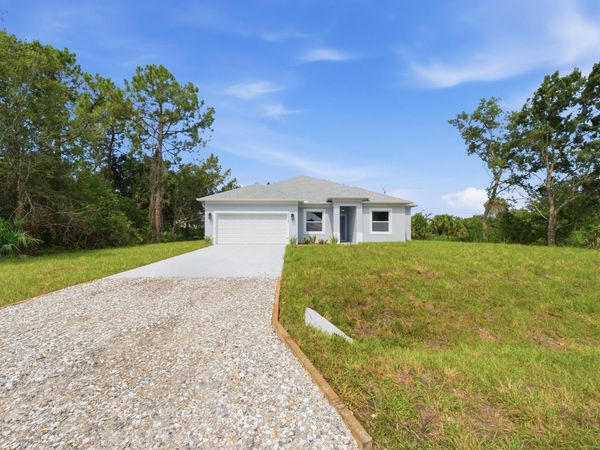 8435 96TH Avenue, Vero Beach, FL 32967