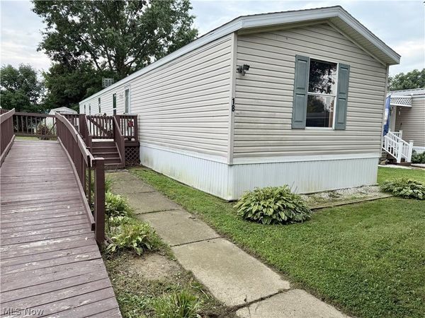 5974 Cleveland Road , Unit 18, Wooster, OH 44691