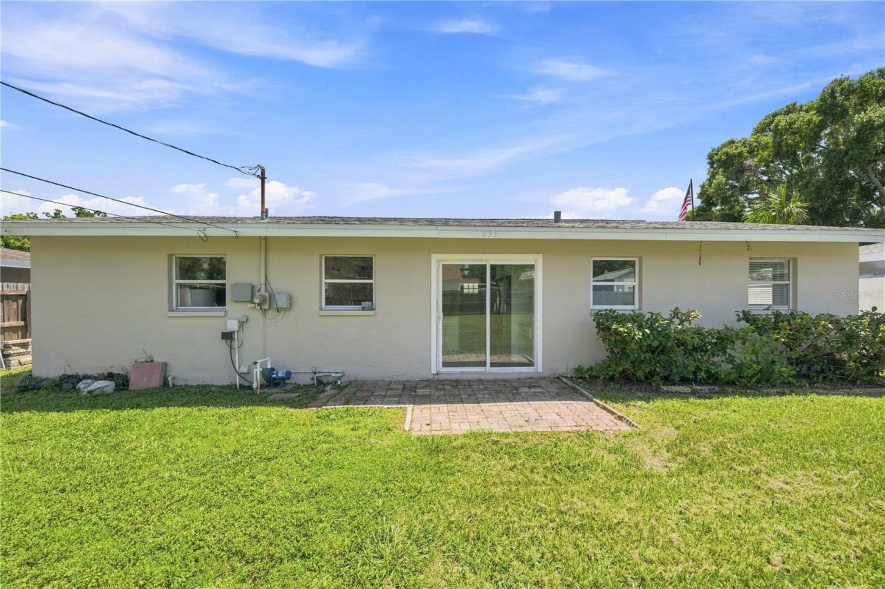 933 41st Avenue Ne, Saint Petersburg, FL 33703 Photo