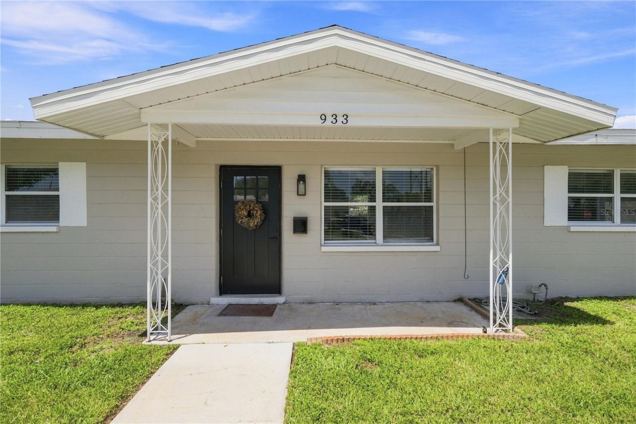 933 41st Avenue Ne, Saint Petersburg, FL 33703 Photo