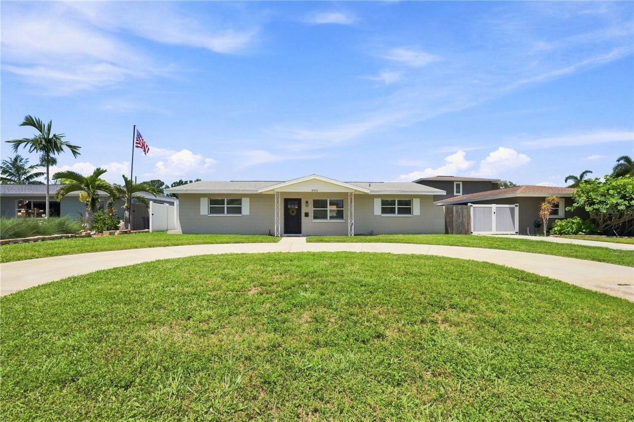 933 41st Avenue Ne, Saint Petersburg, FL 33703 Photo