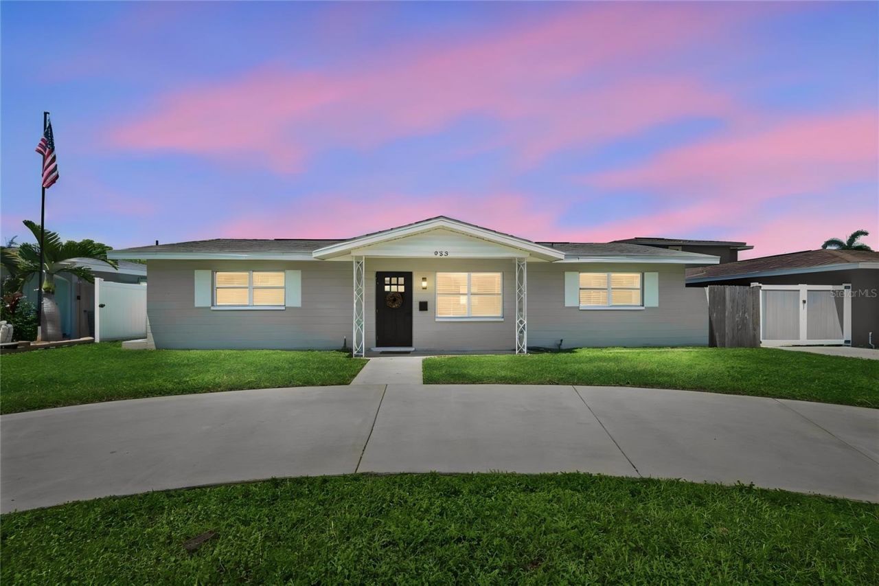 933 41st Avenue Ne, Saint Petersburg, FL 33703 Photo