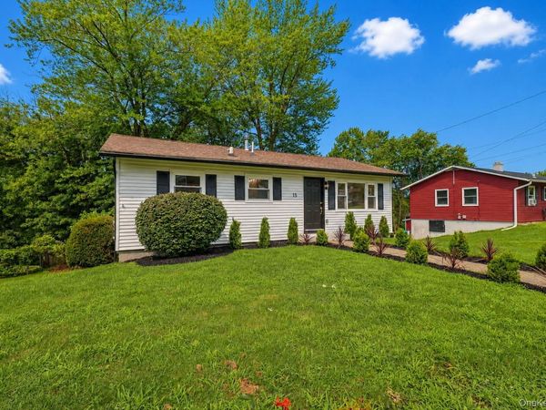15 Fleetwood Drive, Newburgh, NY 12550