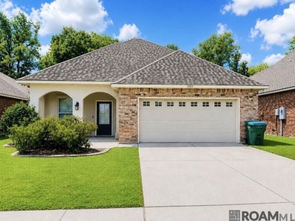 4725 Belle Vue Dr, Addis, LA 70710
