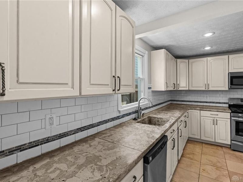 219 Adams Street, Dayton, OH 45410 Photo 13