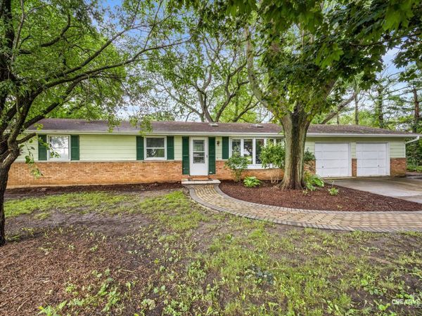 4520 Douglas Road , Oswego, IL 60543