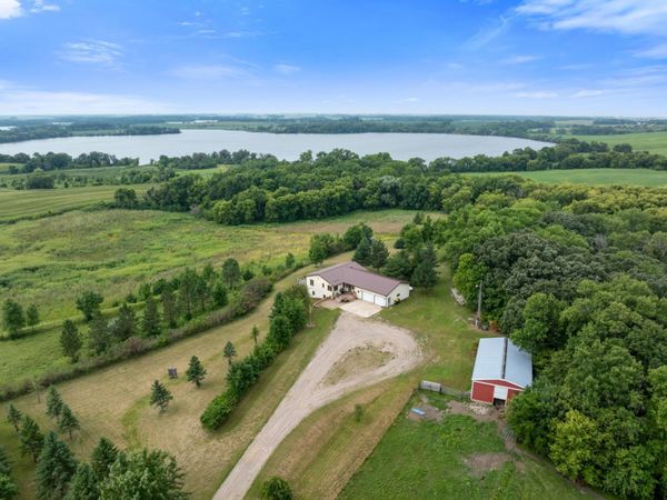 9705 37th Avenue SE, Kandiyohi, MN 56251