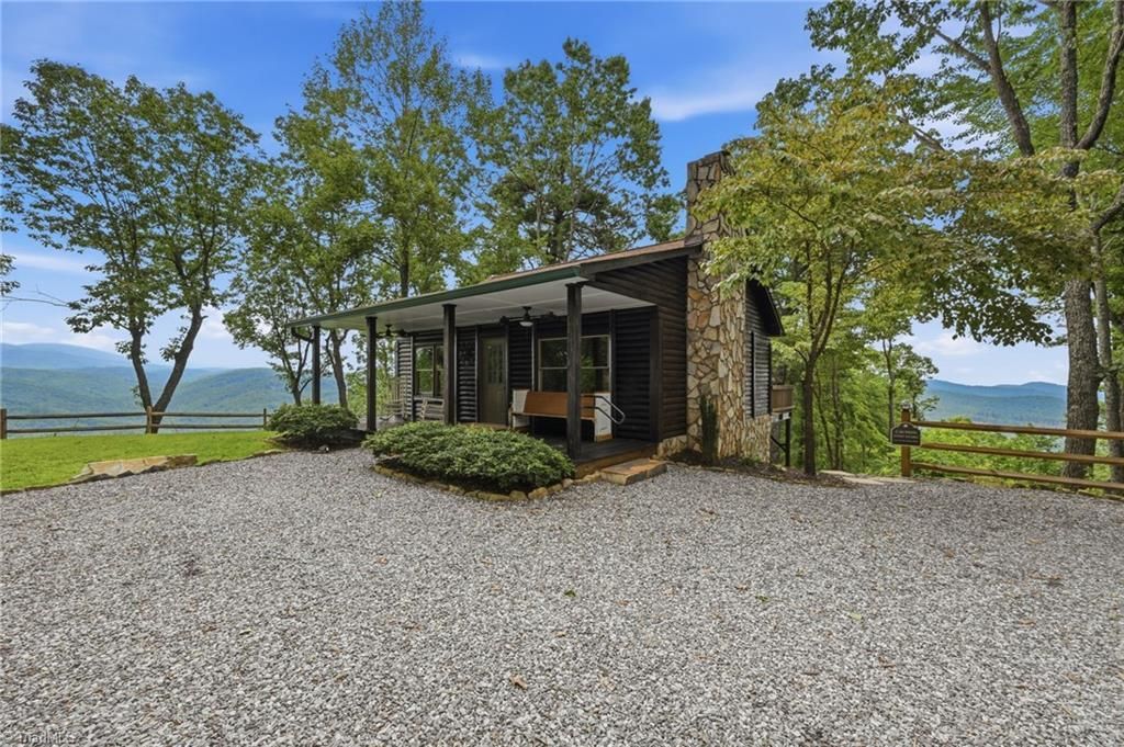 345 Chalk Dust Trail, Purlear, NC 28665 Main Photo