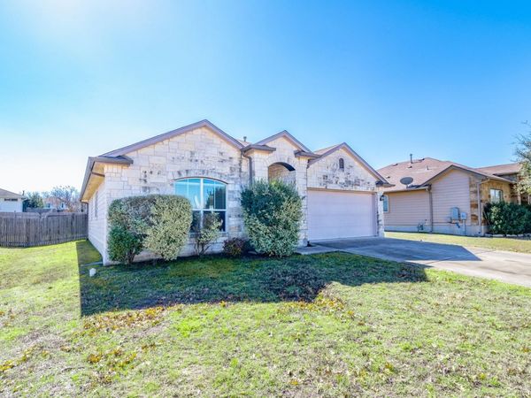 125 Voyager CV, Kyle, TX 78640