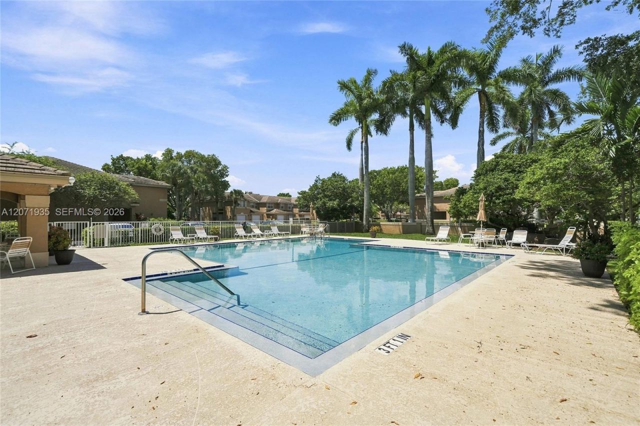 10140 Royal Palm Blvd, Unit 402-B, Coral Springs, FL 33065 Photo