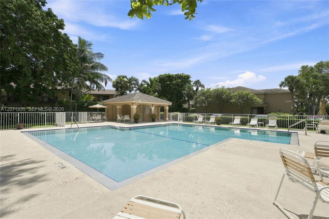 10140 Royal Palm Blvd, Unit 402-B, Coral Springs, FL 33065 Photo