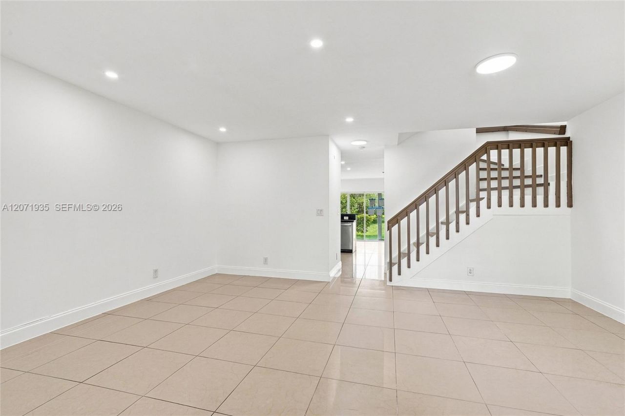 10140 Royal Palm Blvd, Unit 402-B, Coral Springs, FL 33065 Photo