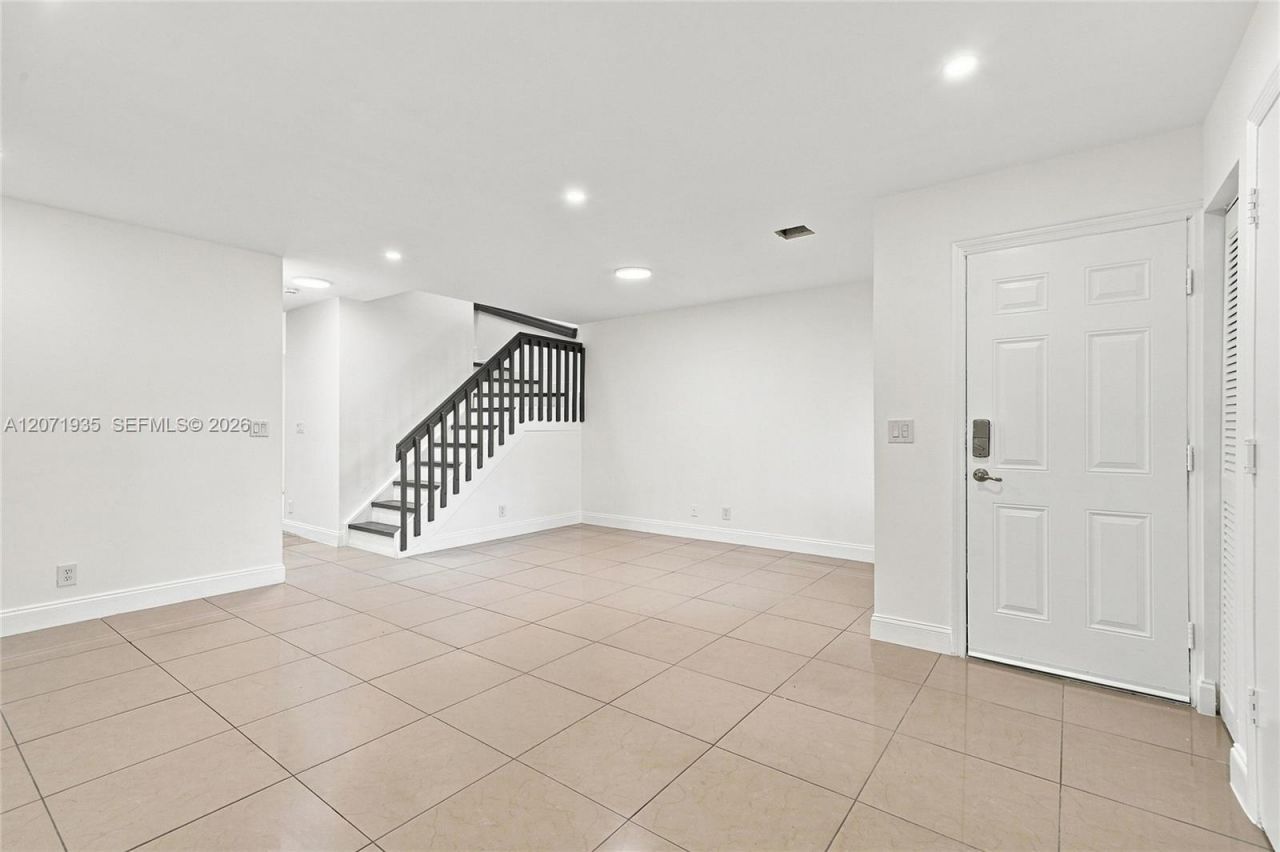 10140 Royal Palm Blvd, Unit 402-B, Coral Springs, FL 33065 Photo