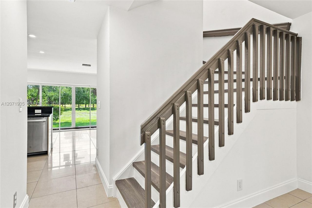 10140 Royal Palm Blvd, Unit 402-B, Coral Springs, FL 33065 Photo