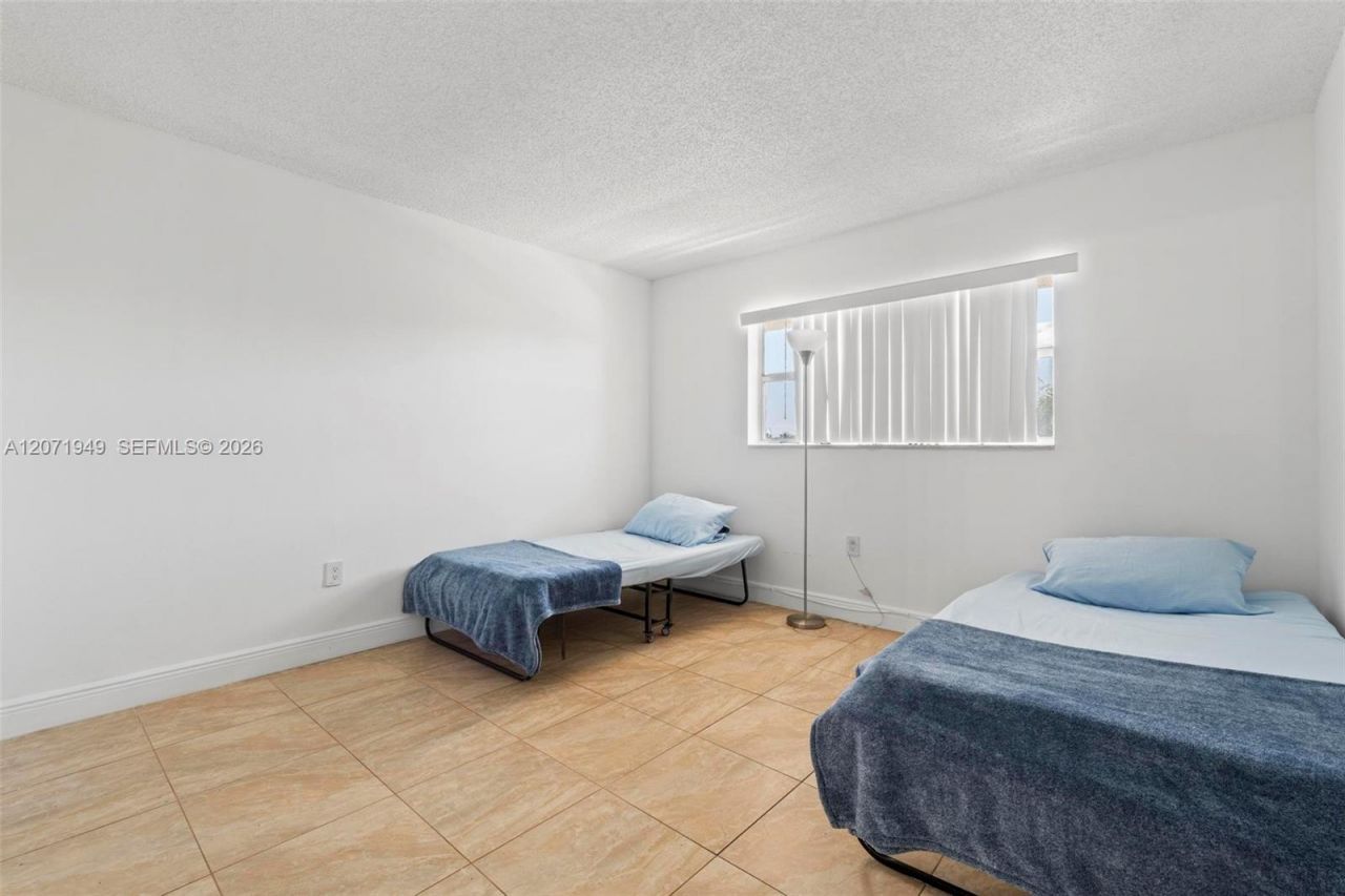 Please Call For Address, Unit L314, Miami, FL 33172 Photo