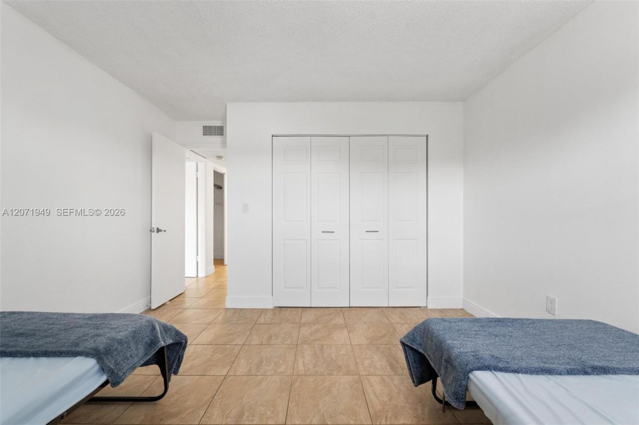 Please Call For Address, Unit L314, Miami, FL 33172 Photo