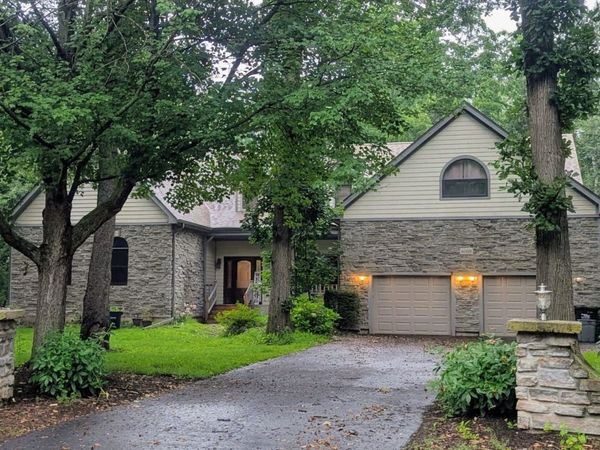 6008 Tomlinson Drive , McHenry, IL 60050