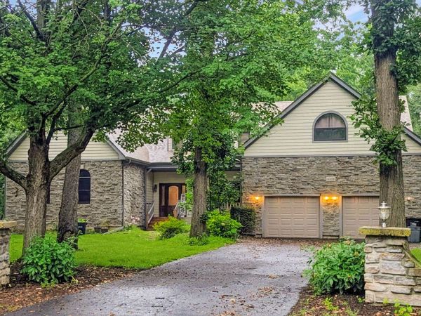 6008 Tomlinson Drive, McHenry, IL 60050