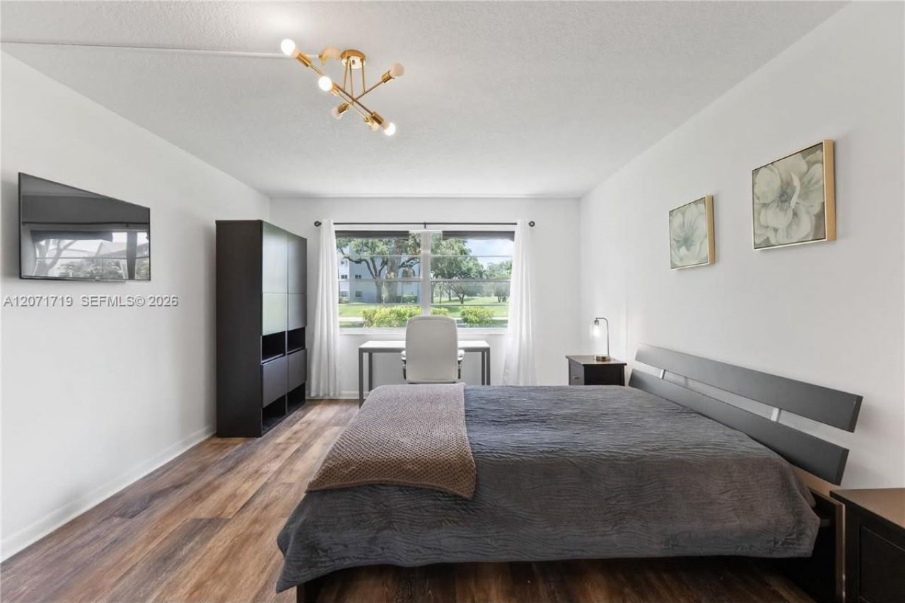 12750 SW 4th Ct , Unit 105J, Pembroke Pines, FL 33027 Photo