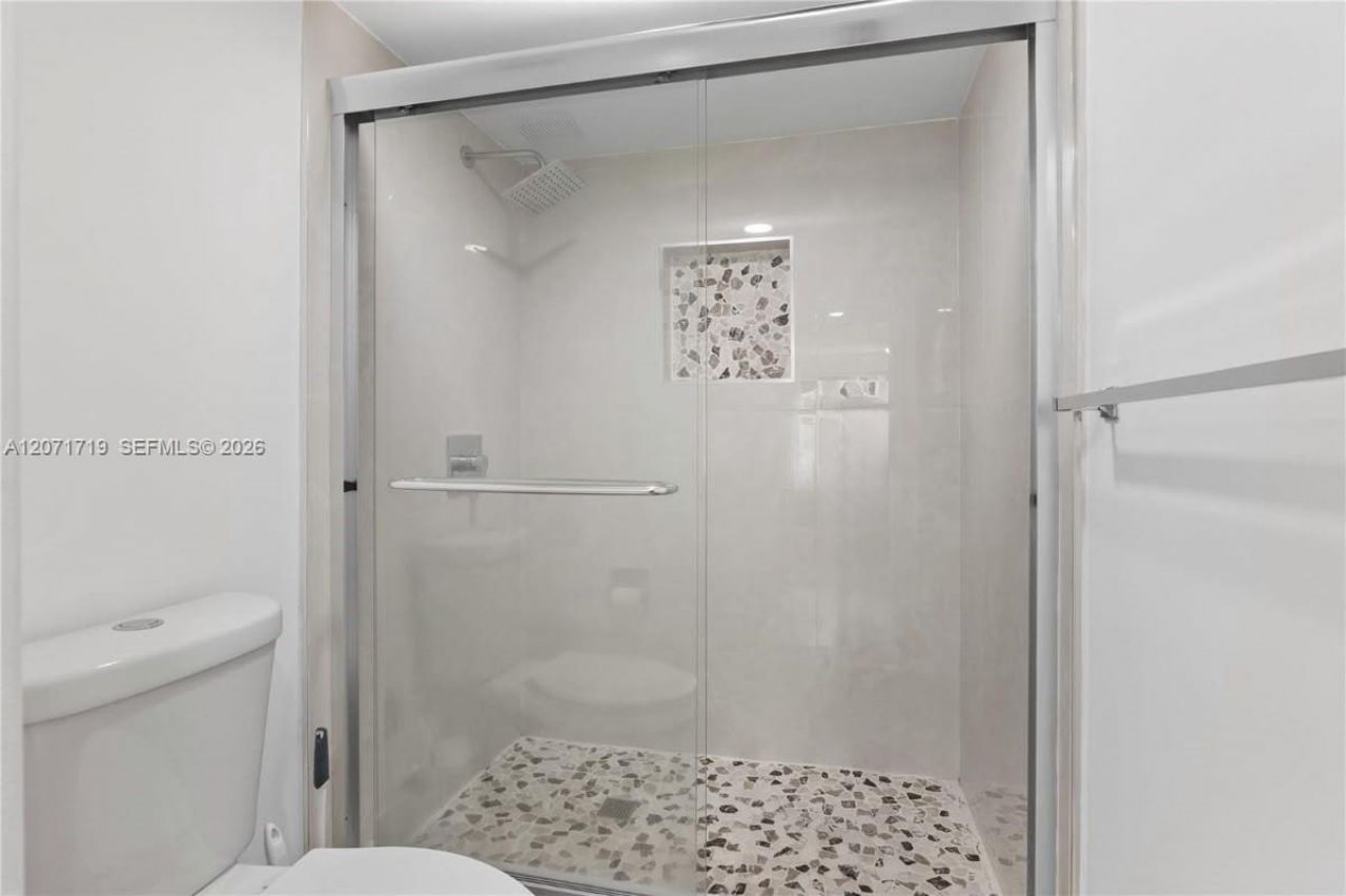 12750 SW 4th Ct , Unit 105J, Pembroke Pines, FL 33027 Photo