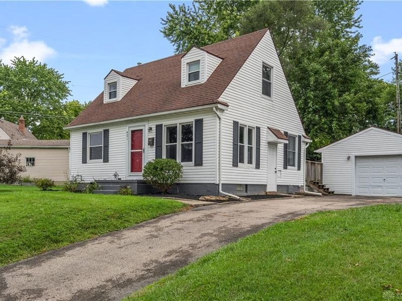 421 N Monroe Drive, Xenia, OH 45385 Photo 3