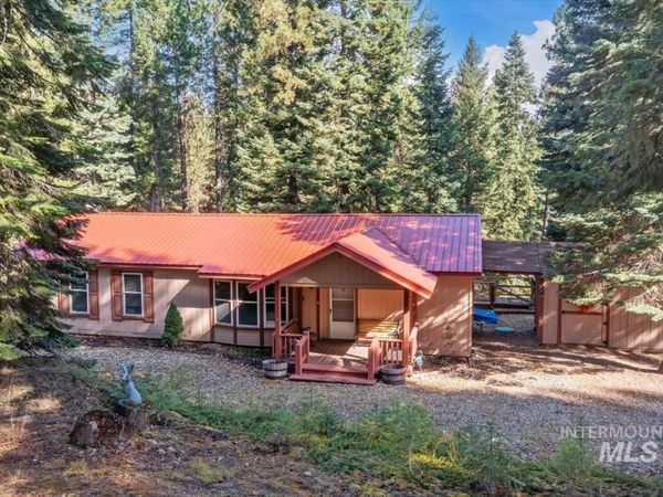 2 Snowbird Ln, Garden Valley, ID 83622