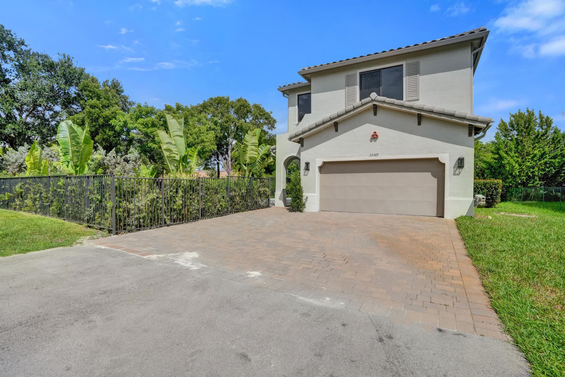 13145 Addilyn Court, Davie, FL 33325 Photo