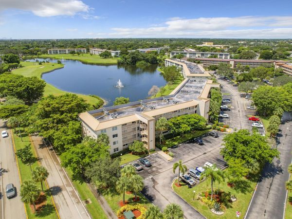 3205 Portofino Point, Unit B4, Coconut Creek, FL 33066