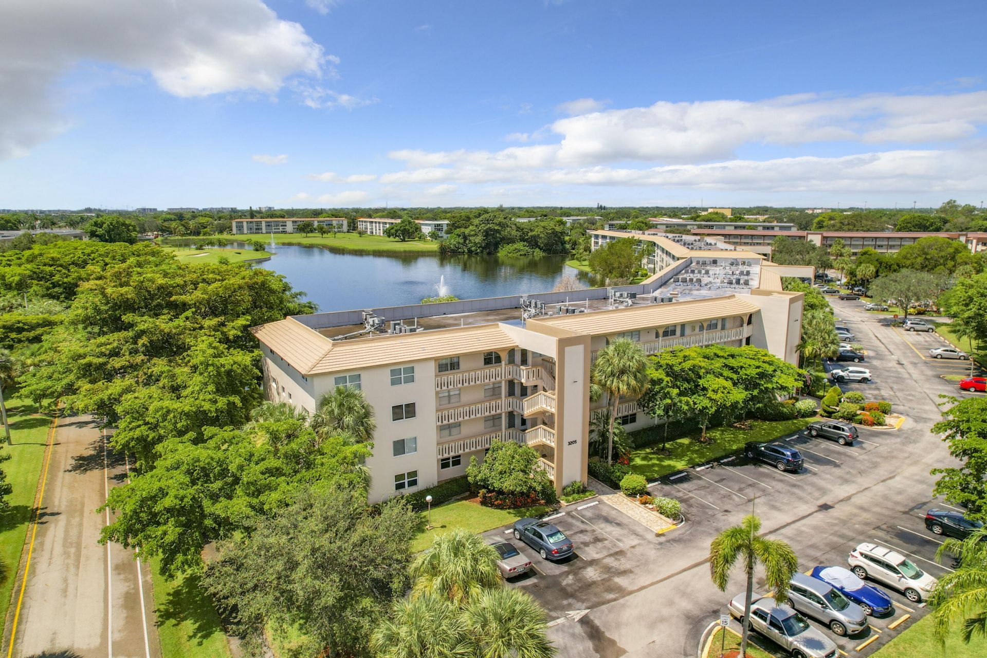 3205 Portofino Point, Unit B4, Coconut Creek, FL 33066 Photo
