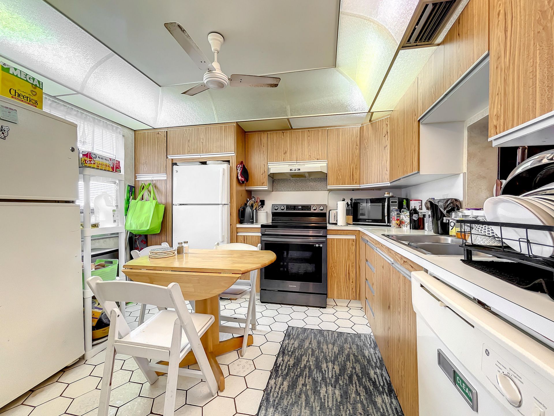 3205 Portofino Point, Unit B4, Coconut Creek, FL 33066 Photo