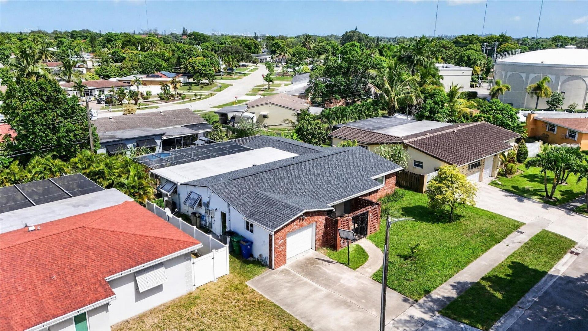 2251 SW 67th Way Ne, Miramar, FL 33023 Photo