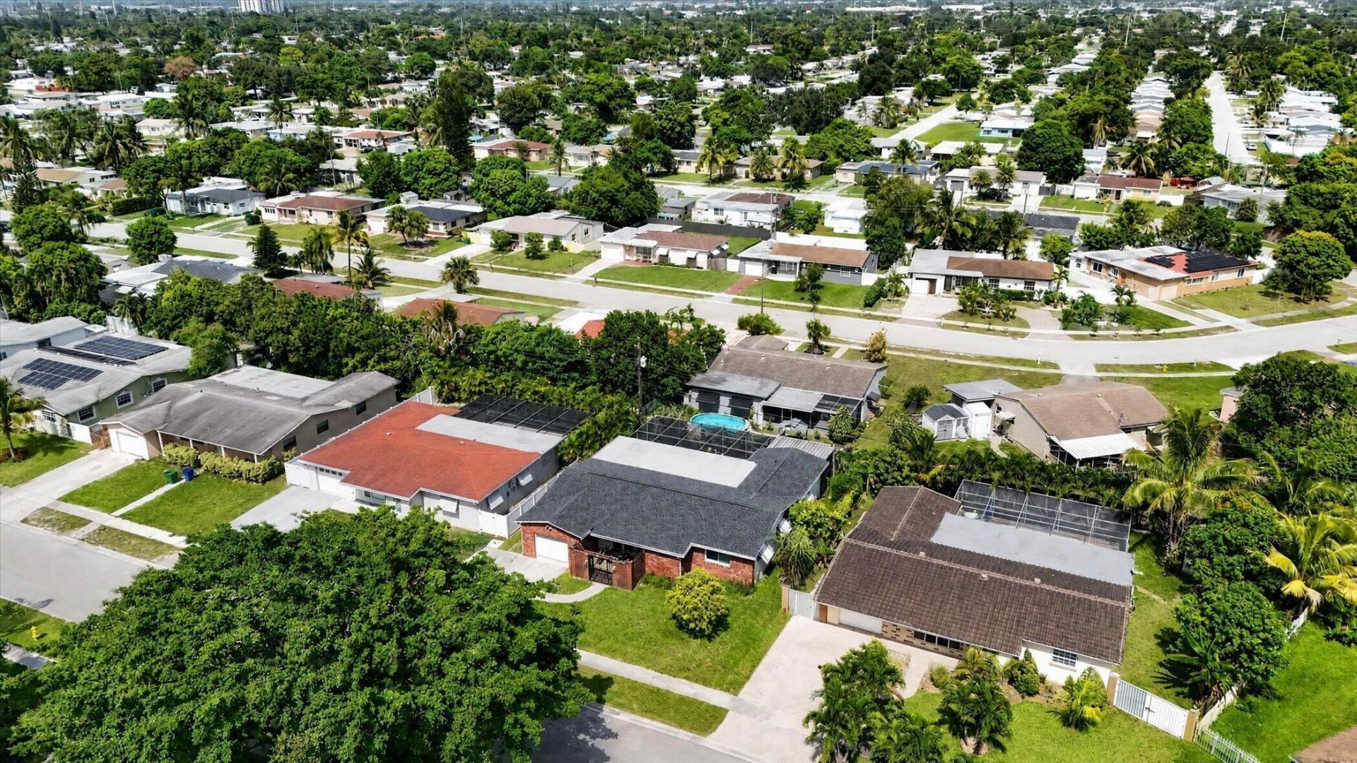 2251 SW 67th Way Ne, Miramar, FL 33023 Photo