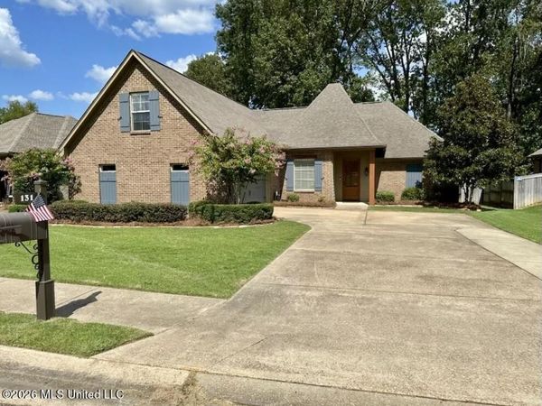 131 Stillhouse Creek Drive, Madison, MS 39110