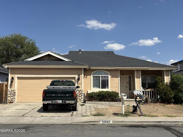 2060 S Mackenzie Circle, Sparks, NV 89431