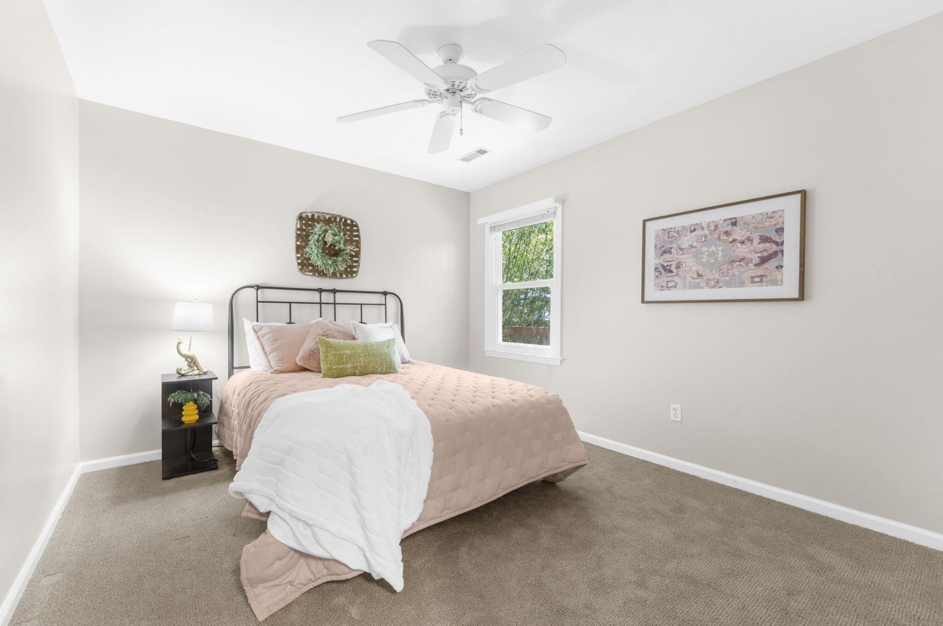 906 Travers Drive Photo 27